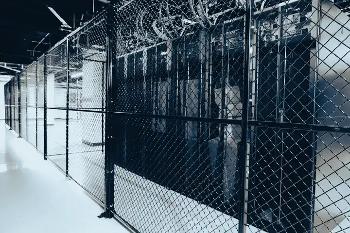 洛杉矶，加州 (LAX16) 数据中心